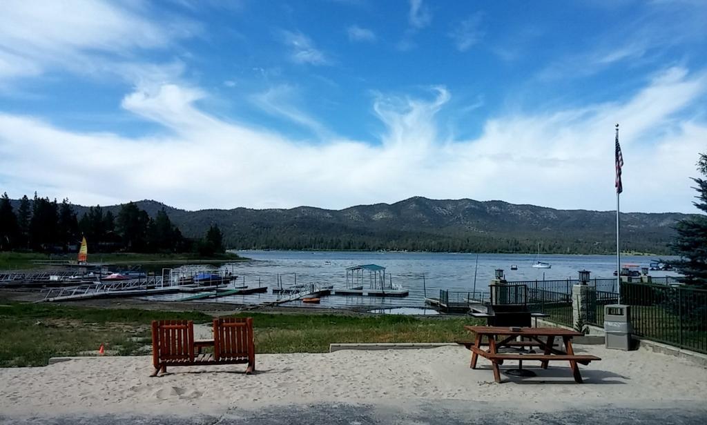 Big Bear Lakefront Lodge Eksteriør bilde